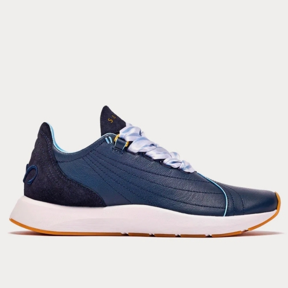 NIB Saysh Two The Sneakers Size 7.5 In Navy - *No Lid*